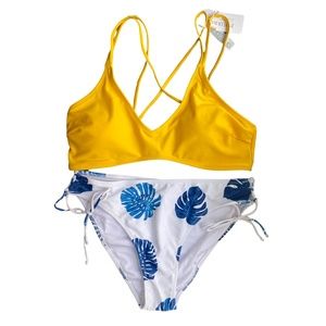 NWT Yellow Top/Blue Leaf Bottom Bikini Set Size XL